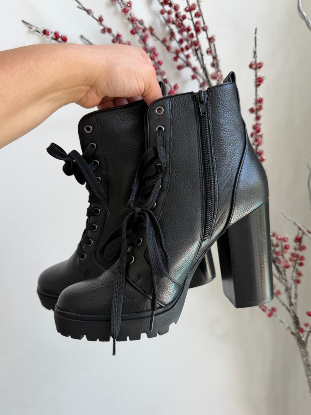 Steve Madden Black Lace-Up Chunky Heel Ankle Booties